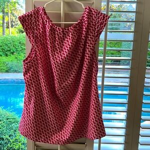 Beautiful Hot Pink Patterned Banana Republic Blouse.  Size XL